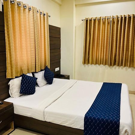 Stayguru Hotel Atithi Bhuj Exterior foto