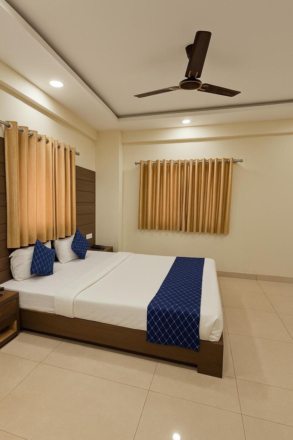 Stayguru Hotel Atithi Bhuj Exterior foto